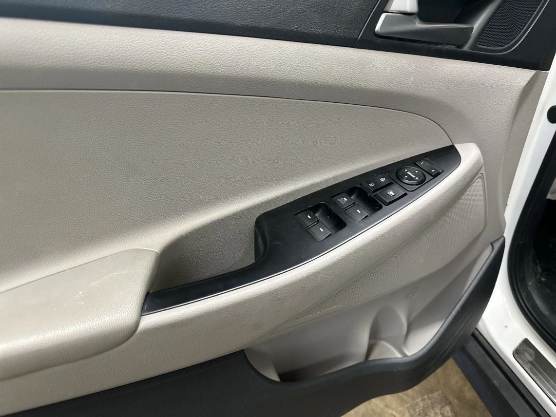 2017 Hyundai Tucson SE Sport Utility 4D