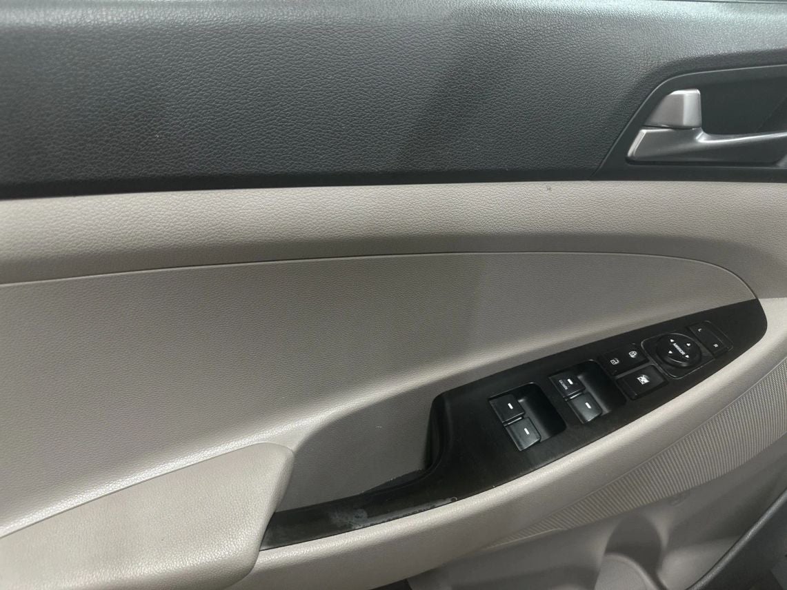 2016 Hyundai Tucson SE Sport Utility 4D