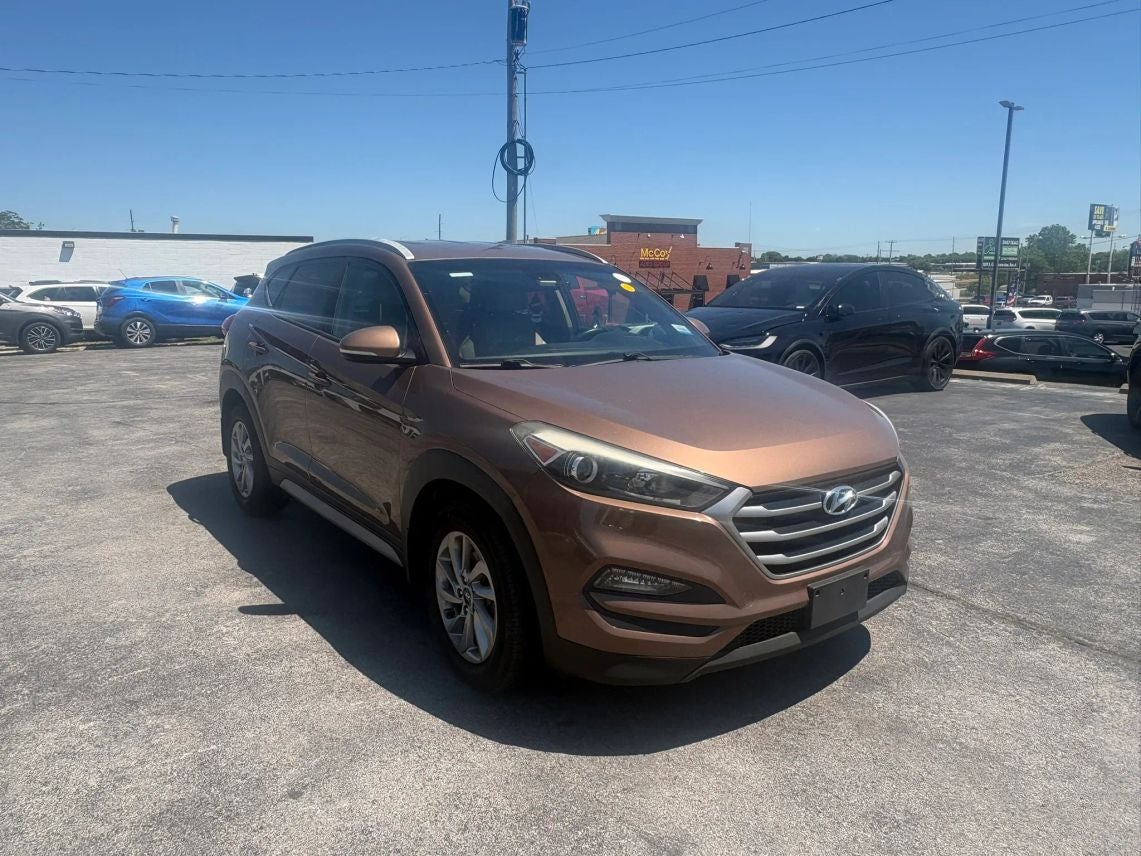 2017 Hyundai Tucson SE Plus Sport Utility 4D