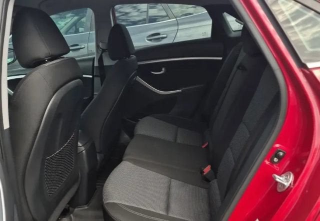 2016 Hyundai Elantra GT Hatchback 4D