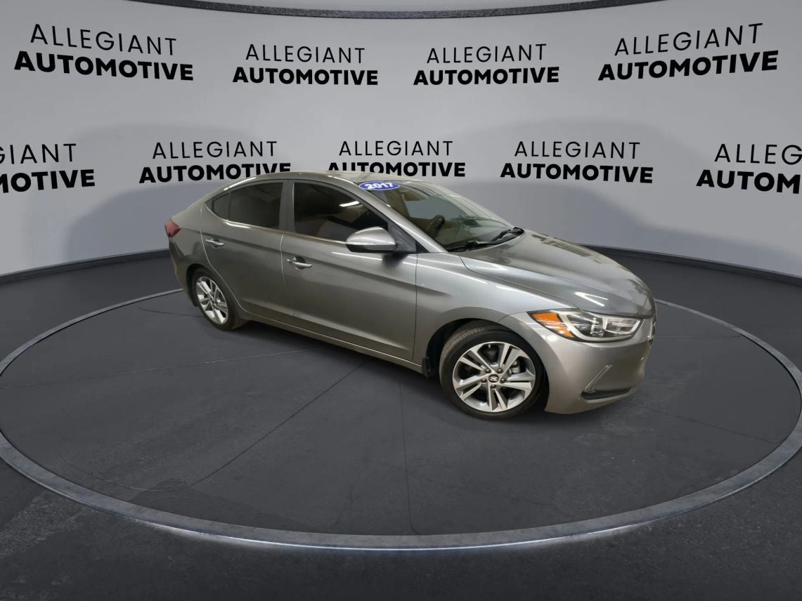 2017 Hyundai Elantra Limited Sedan 4D