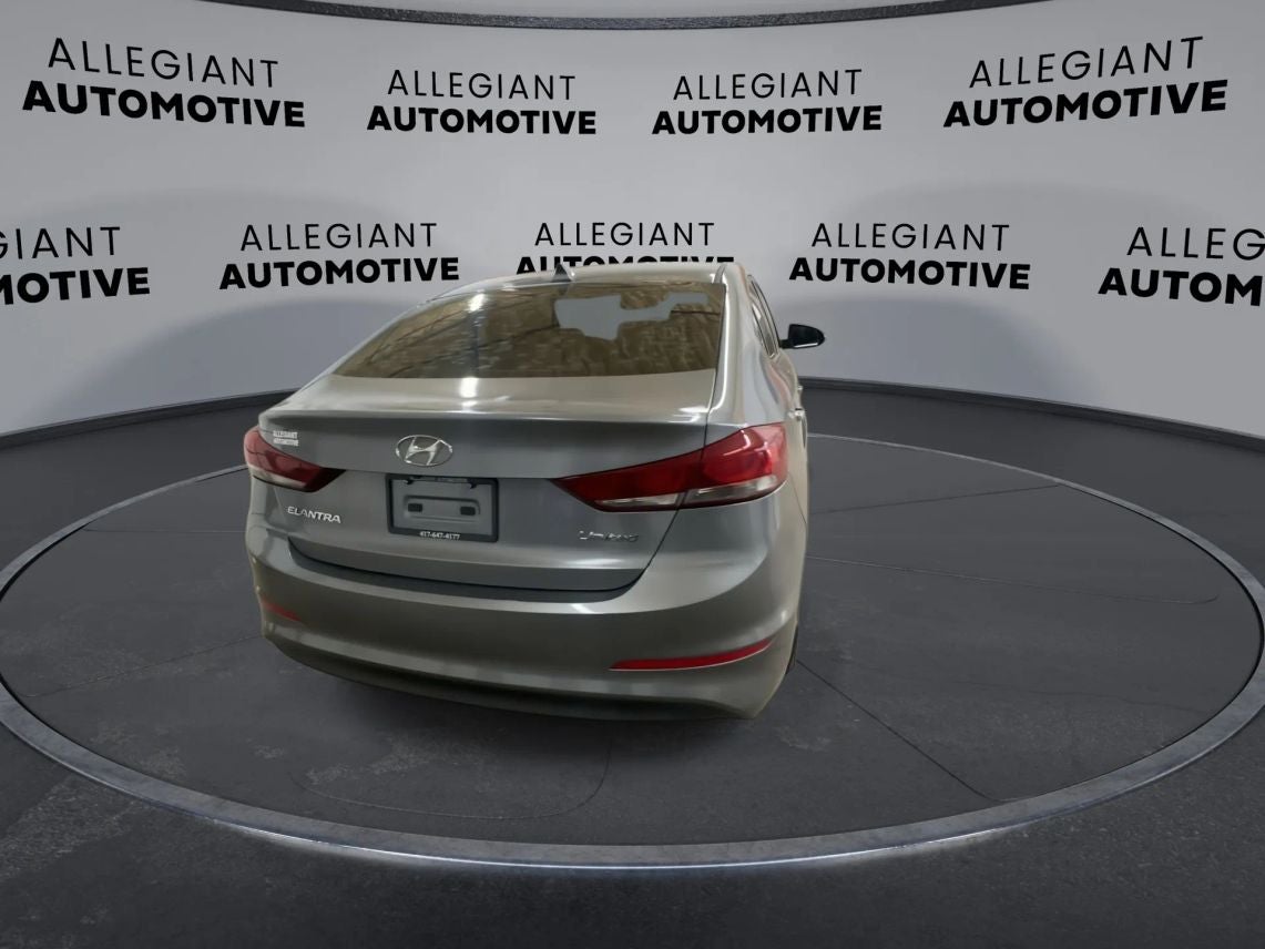 2017 Hyundai Elantra Limited Sedan 4D