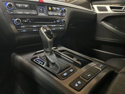 2015 Hyundai Genesis 3.8 Sedan 4D