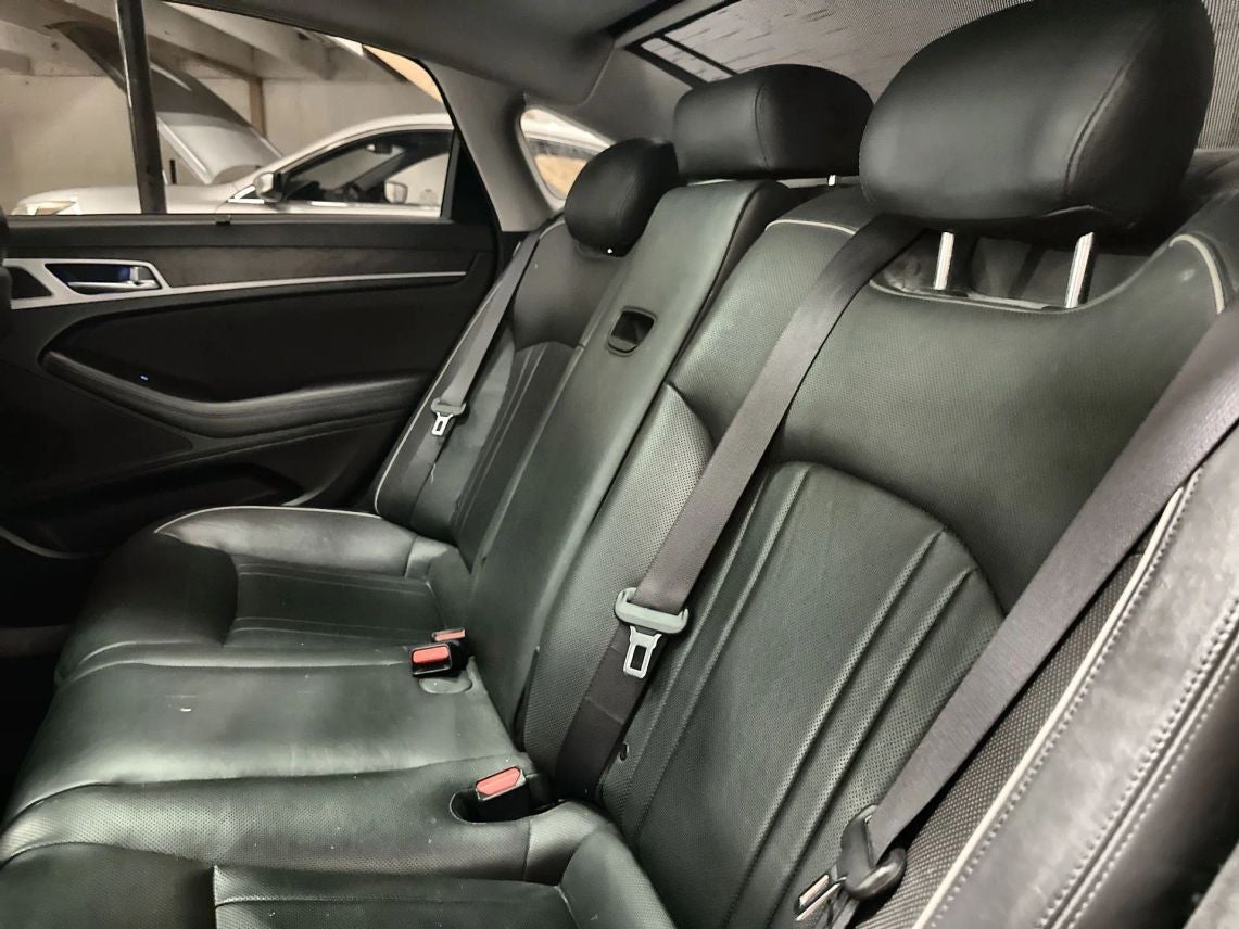2015 Hyundai Genesis 5.0 Sedan 4D