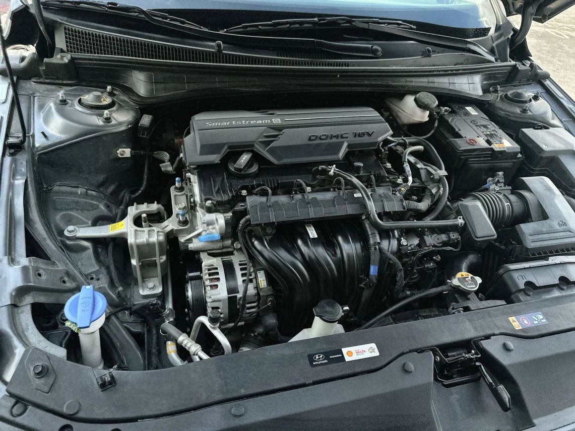 2025 Hyundai Elantra Sel