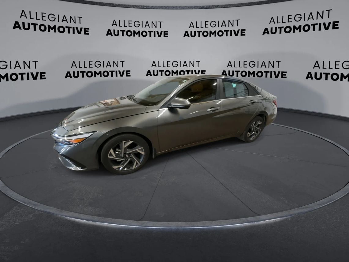 2025 Hyundai Elantra Sel