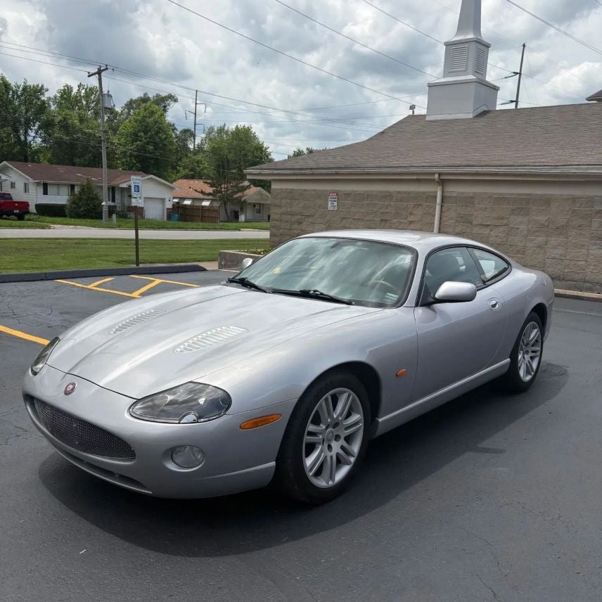 2005 Jaguar XK XK8 Coupe 2D