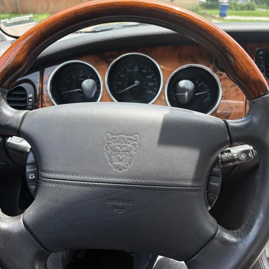 2005 Jaguar XK XK8 Coupe 2D