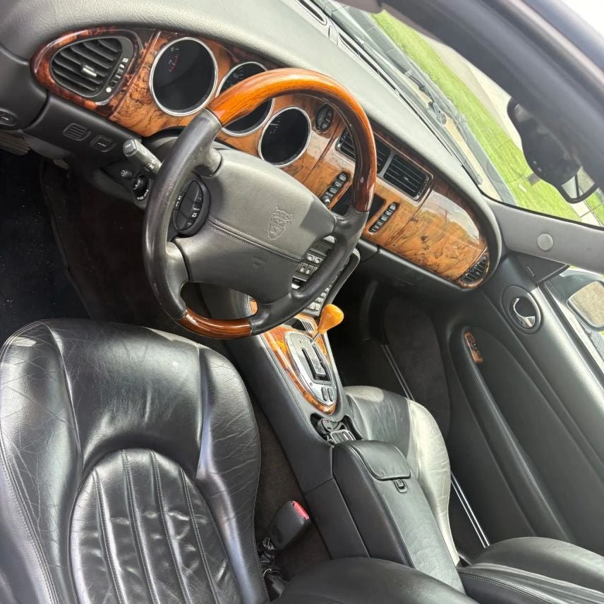 2005 Jaguar XK XK8 Coupe 2D