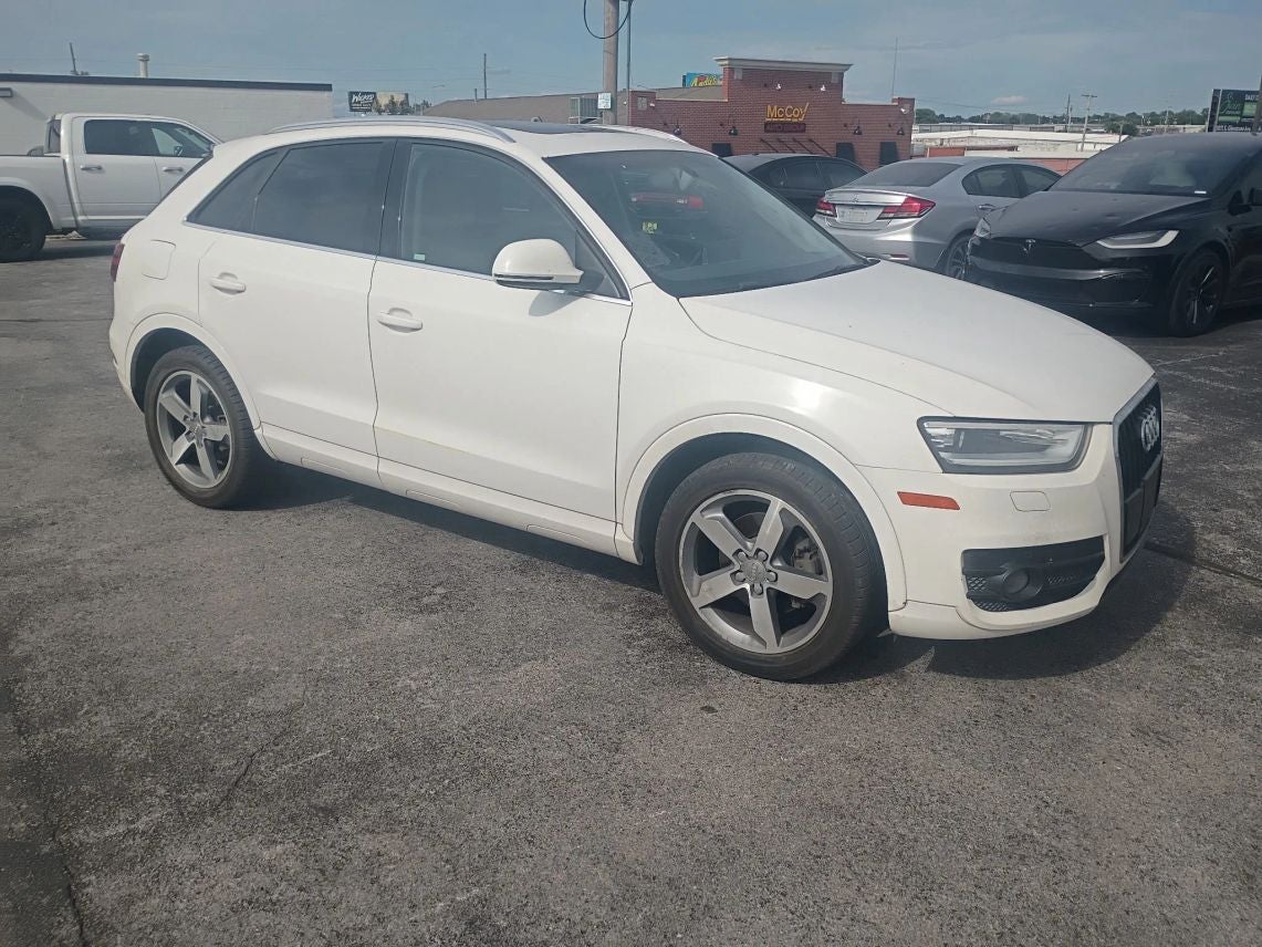 2015 Audi Q3 2.0T FWD tiptronic Premium Plus's photo