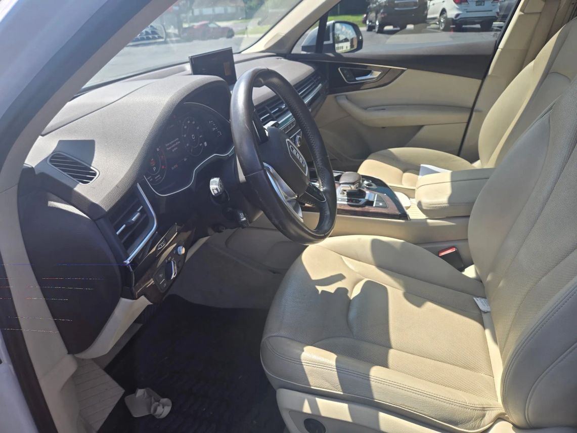 2018 Audi Q7 3.0T Prestige Sport Utility 4D