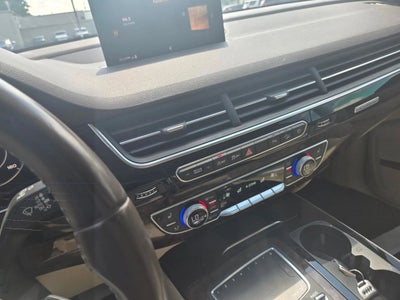2018 Audi Q7 3.0T Prestige Sport Utility 4D