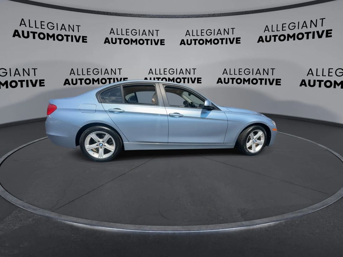 2014 BMW 3 Series 328i xDrive Sedan 4D