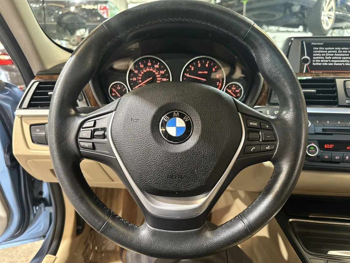 2014 BMW 3 Series 328i xDrive Sedan 4D