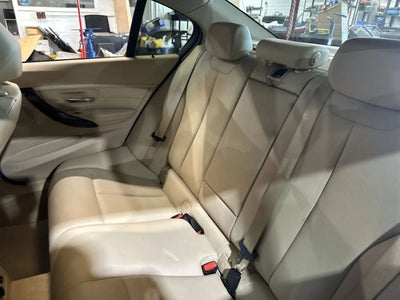 2014 BMW 3 Series 328i xDrive Sedan 4D