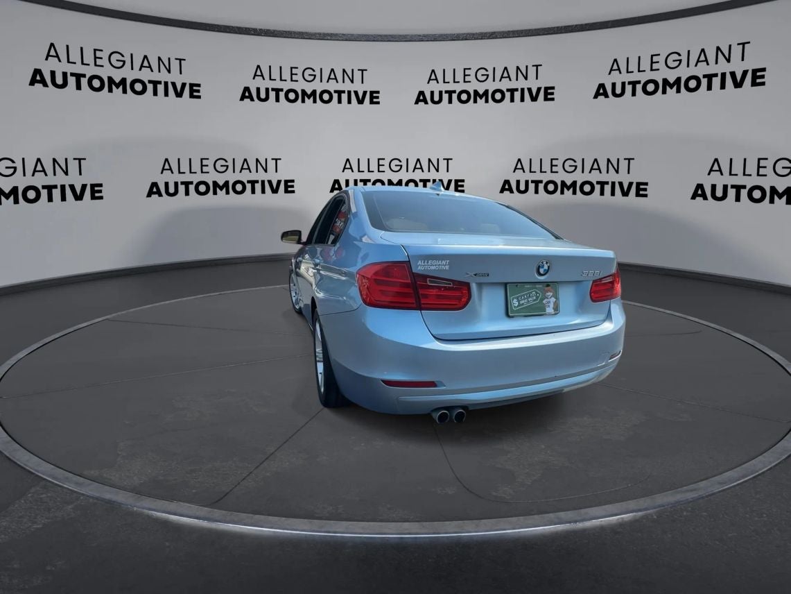 2014 BMW 3 Series 328i xDrive Sedan 4D