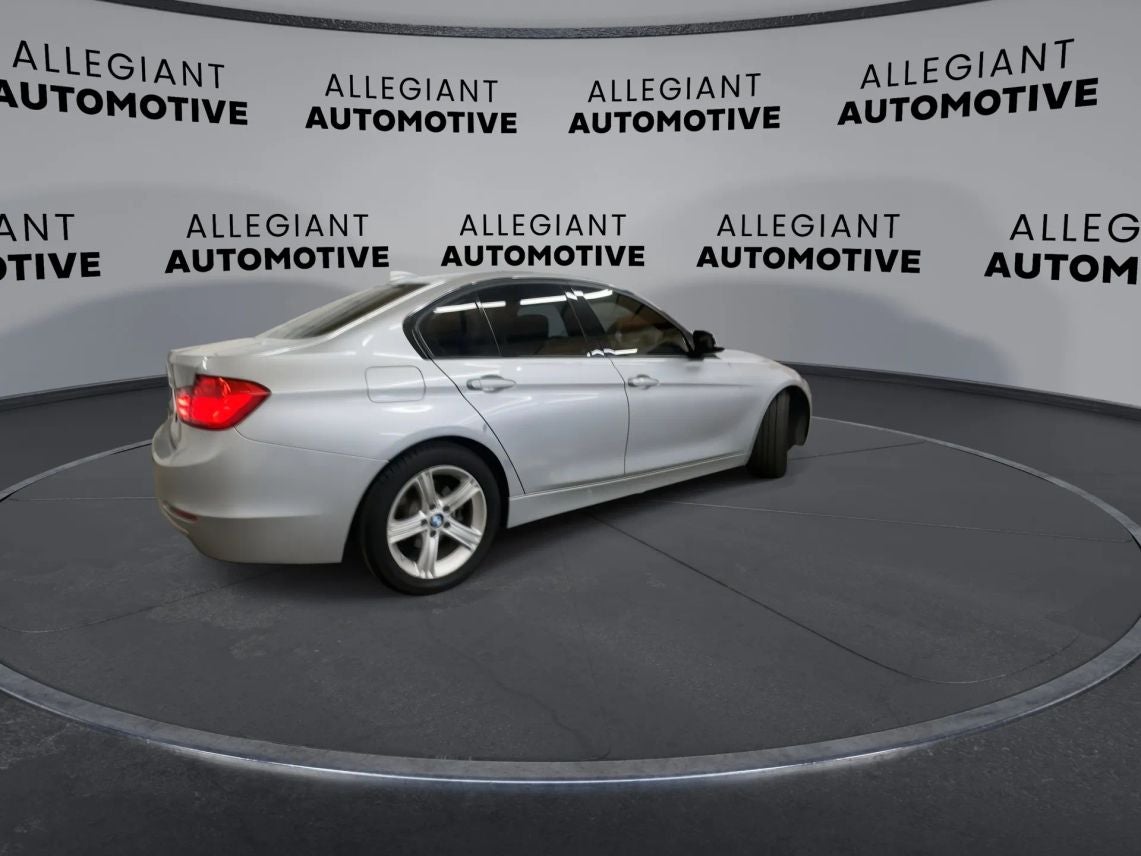 2015 BMW 3 Series 328i Sedan 4D