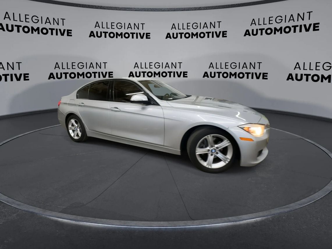 2015 BMW 3 Series 328i Sedan 4D