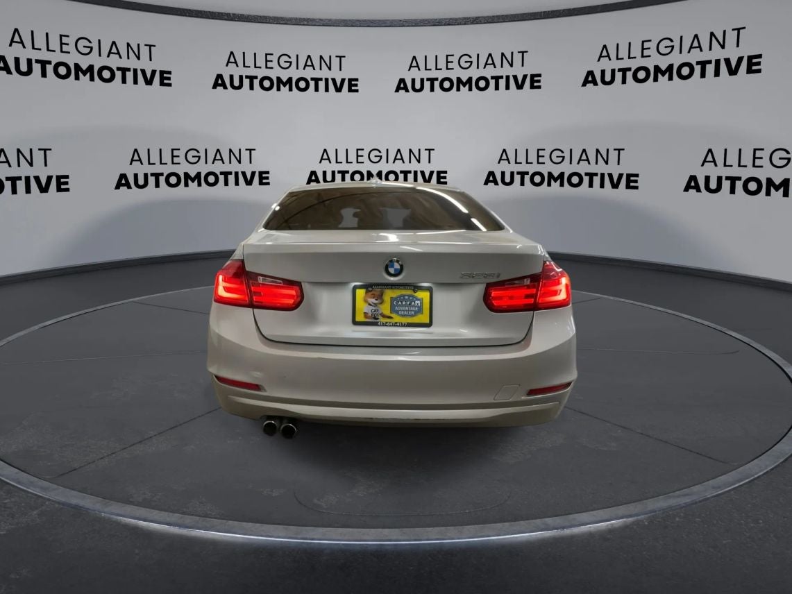 2015 BMW 3 Series 328i Sedan 4D