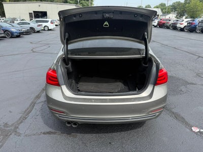 2017 BMW 3 Series 330i Sedan 4D