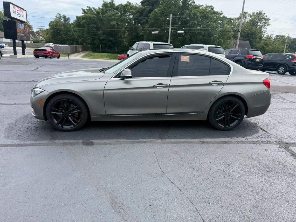 2017 BMW 3 Series 330i Sedan 4D