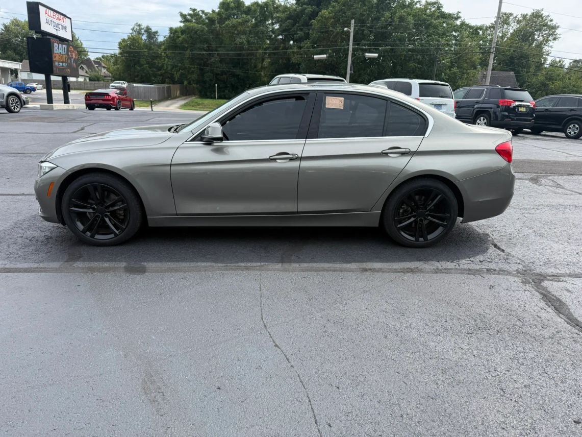 2017 BMW 3 Series 330i Sedan 4D