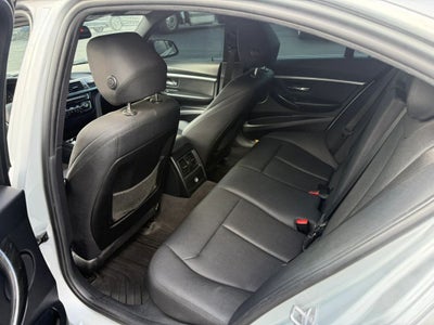 2017 BMW 3 Series 330i Sedan 4D