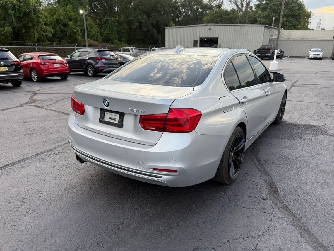 2017 BMW 3 Series 330i Sedan 4D