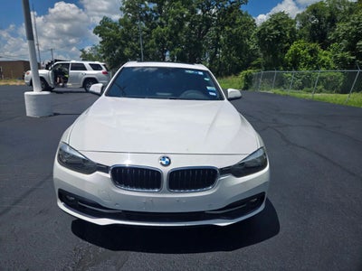 2017 BMW 3 Series 330i xDrive Sedan 4D