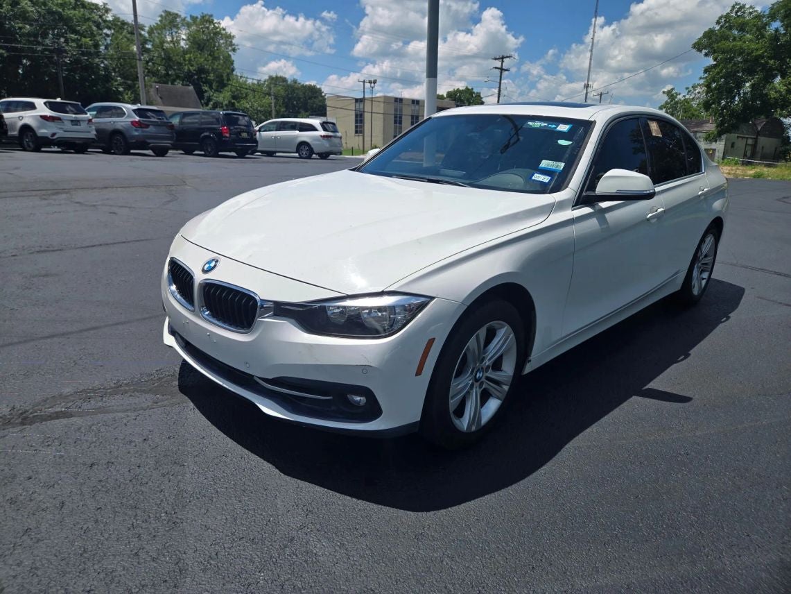 2017 BMW 3 Series 330i xDrive Sedan 4D