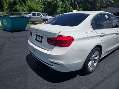 2017 BMW 3 Series 330i xDrive Sedan 4D