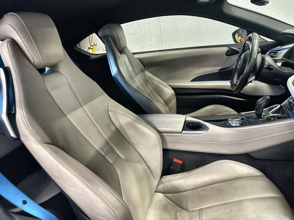 2015 BMW i8 Coupe 2D