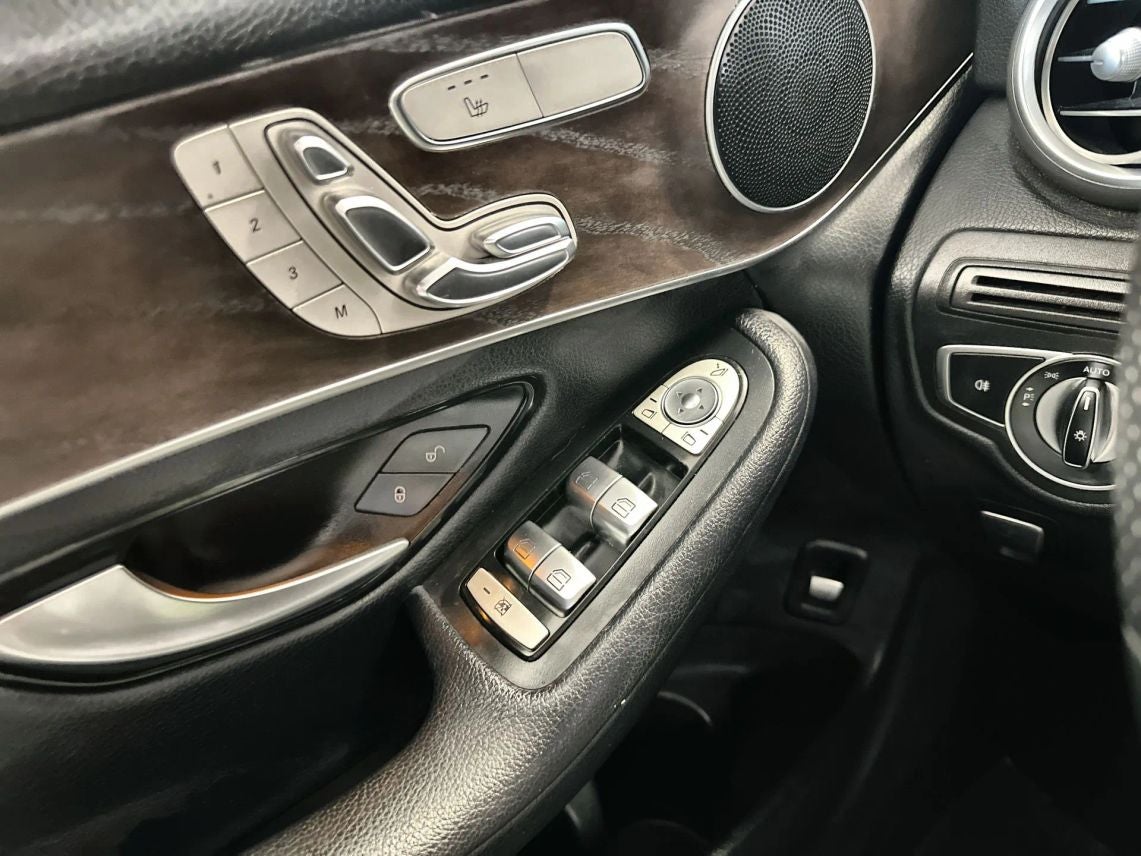 2018 Mercedes-Benz GLC GLC 300 4MATIC® Sport Utility 4D