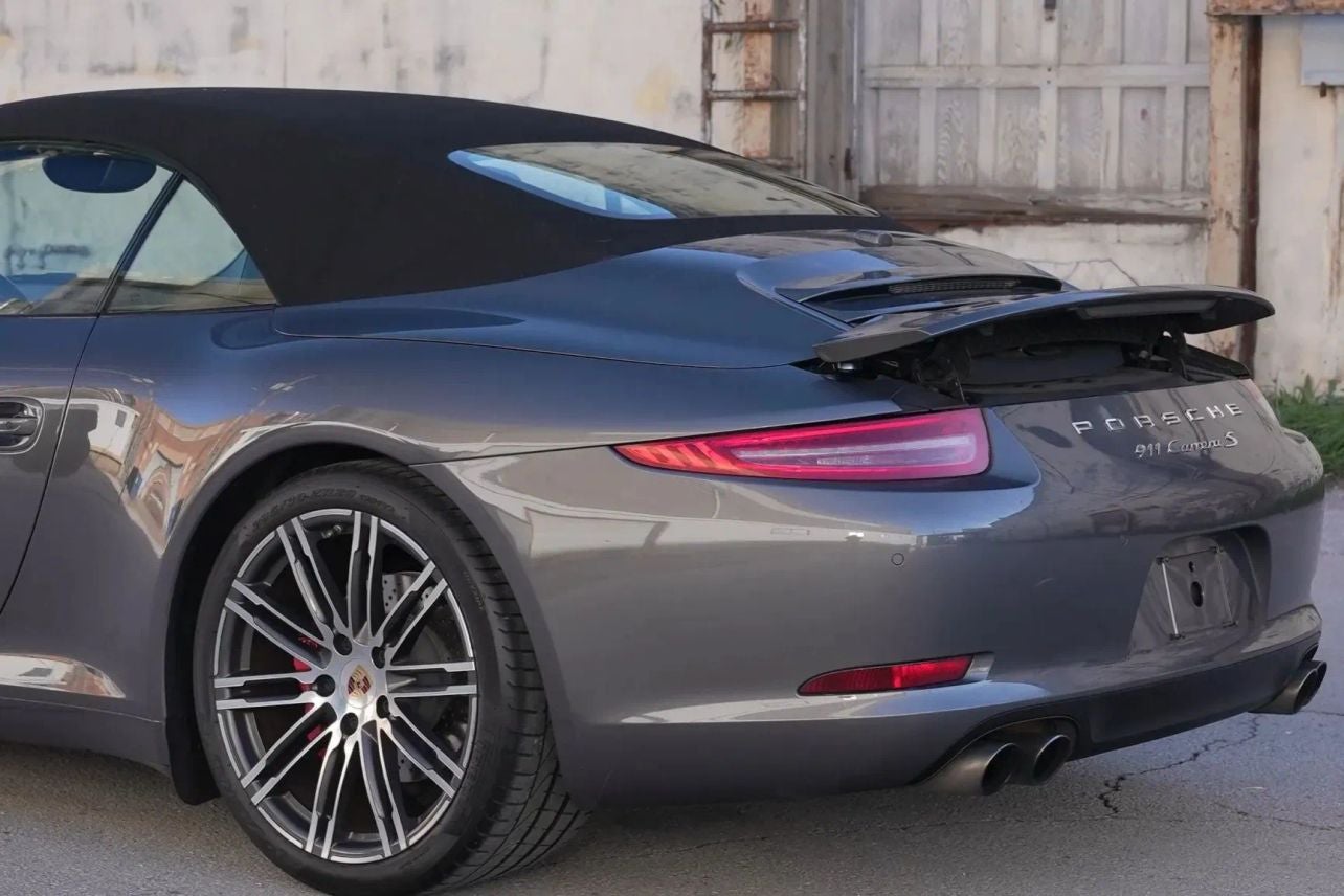 2015 Porsche 911 Carrera S Cabriolet 2D