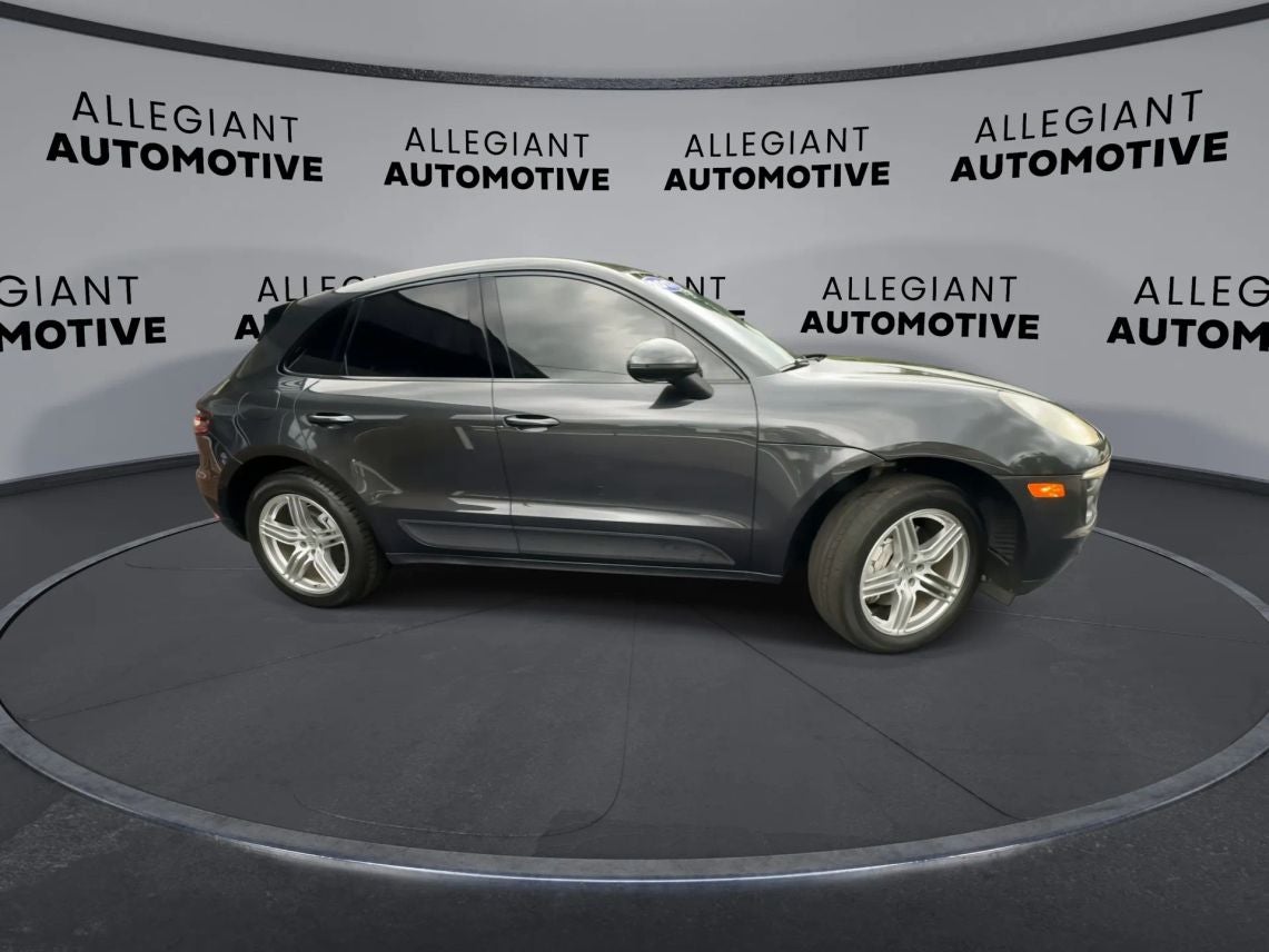 2017 Porsche Macan S S