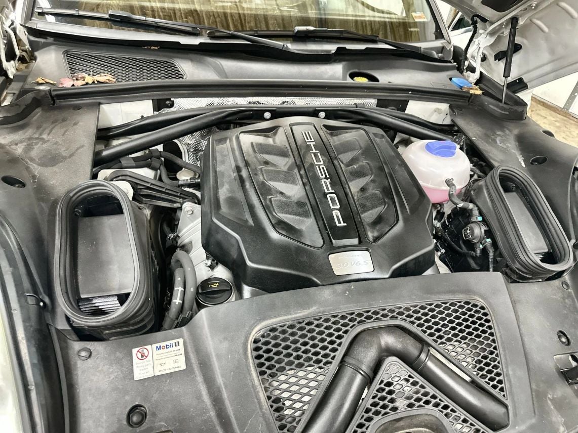 2017 Porsche Macan S Sport Utility 4D